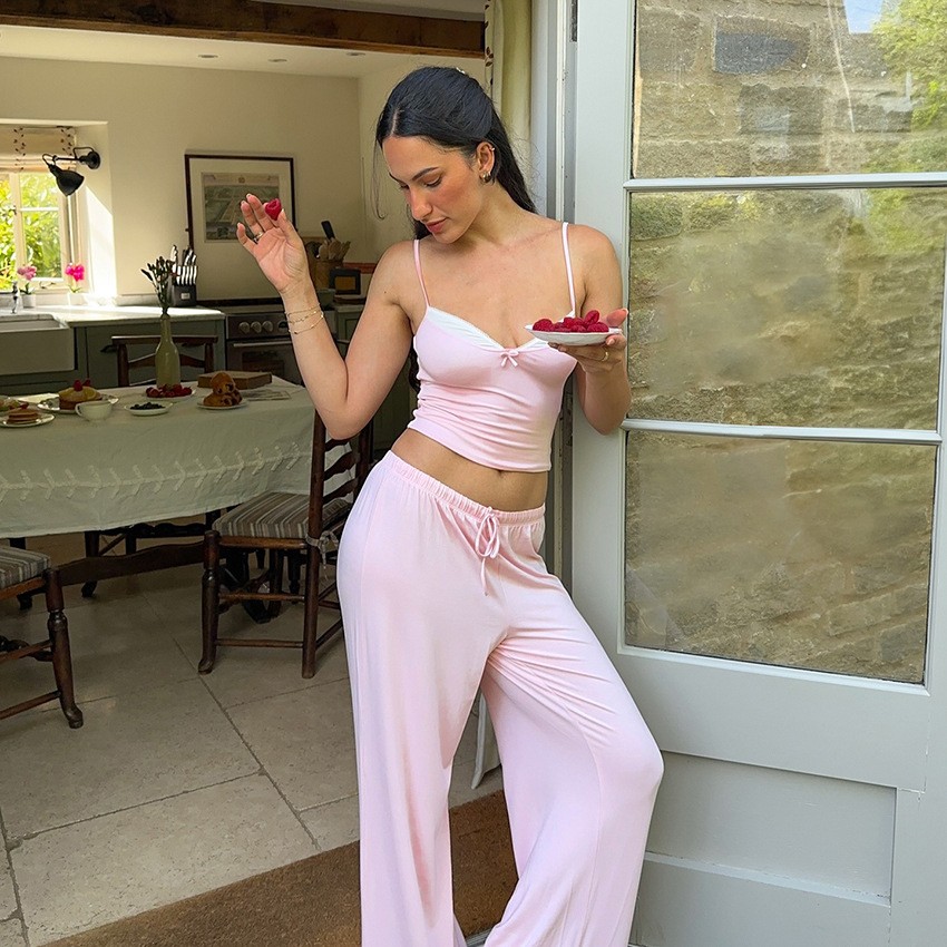 Summer Women's Clothing Deep V - đánh giá và giá Summer Clothing Sets Women